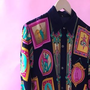 ❌ SOLD❌ Silk faux Versace print